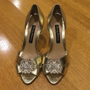 🌸Beverly Feldman gold shoes🌸